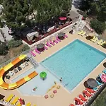 Spacieux A Avec Terrasse - Api-1-52-508 *