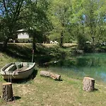Κάμπινγκ Spacieux A Avec Terrasse - Api-1-52-508 *