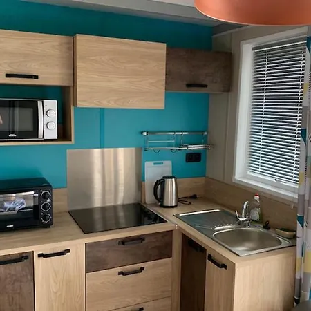 Spacieux A Avec Terrasse - Api-1-52-508 Camping Saint-Maime