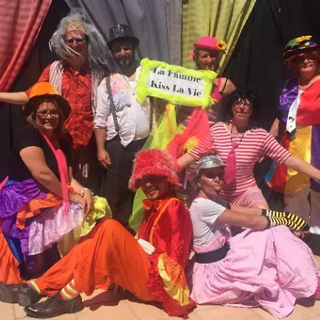 Spacieux A Avec Terrasse - Api-1-52-508 Кемпинг Saint-Maime