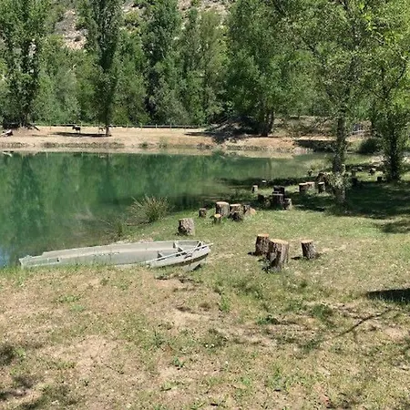 Camping Spacieux A Avec Terrasse - Api-1-52-508