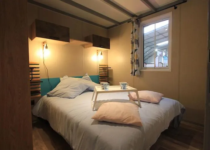 Spacieux A Avec Terrasse - Api-1-52-508 Saint-Maime